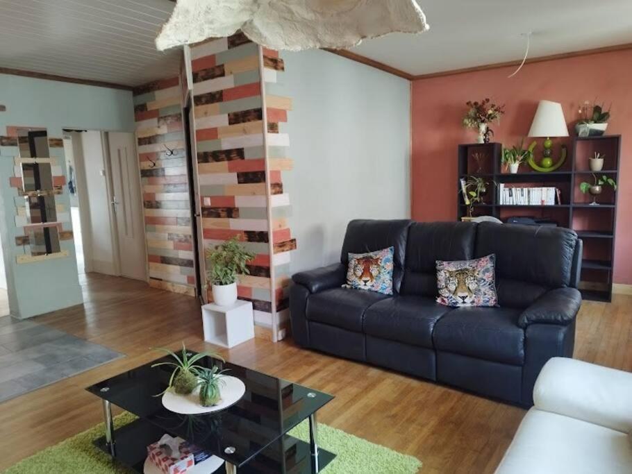 Le Passage Du Faubourg, Agreable T3 En Duplex De 120M2 Apartment Saint Leonard de Noblat Bagian luar foto