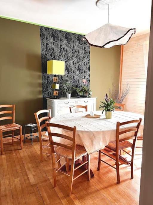 Le Passage Du Faubourg, Agreable T3 En Duplex De 120M2 Apartment Saint Leonard de Noblat Bagian luar foto
